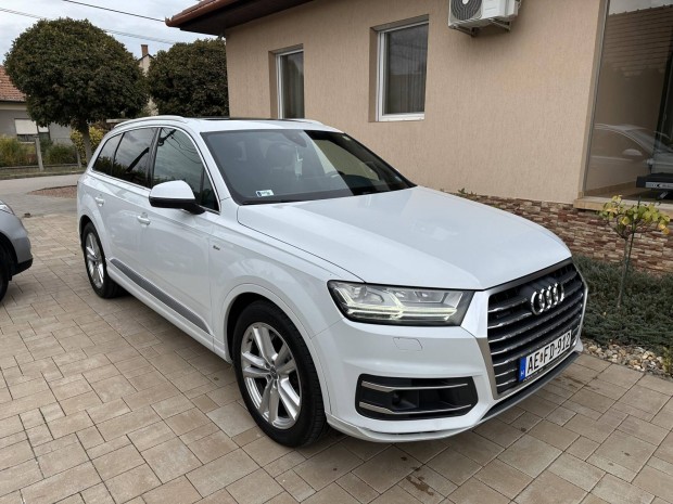 AUDI Q7 3.0 V6 TDI quattro Tiptronic ic [7 szem...